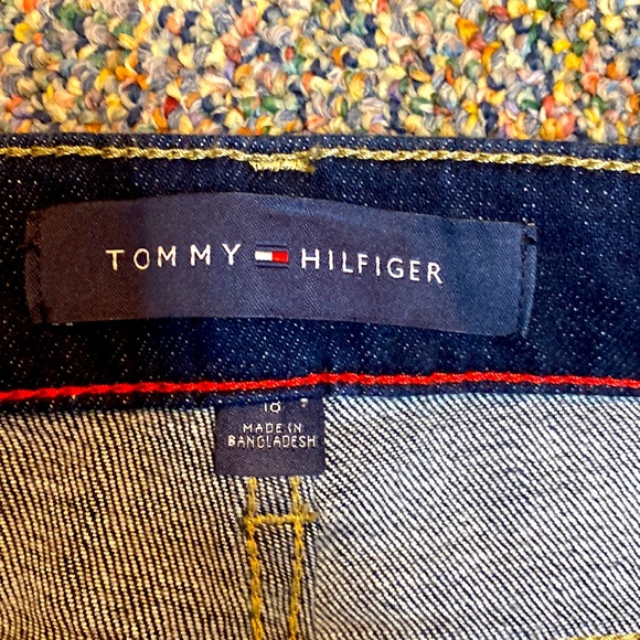 Tommy Hilfiger plus size 20 jeans. - Picture 3 of 5
